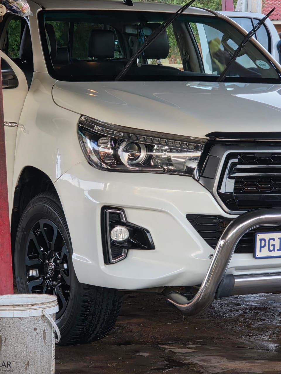 Vehicle detailing - completed wash of a Toyota Hilux